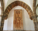 Grabplatte des Johannes von Falkenstein († 1365) im Kapitelsaal