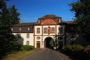Pfortenbau